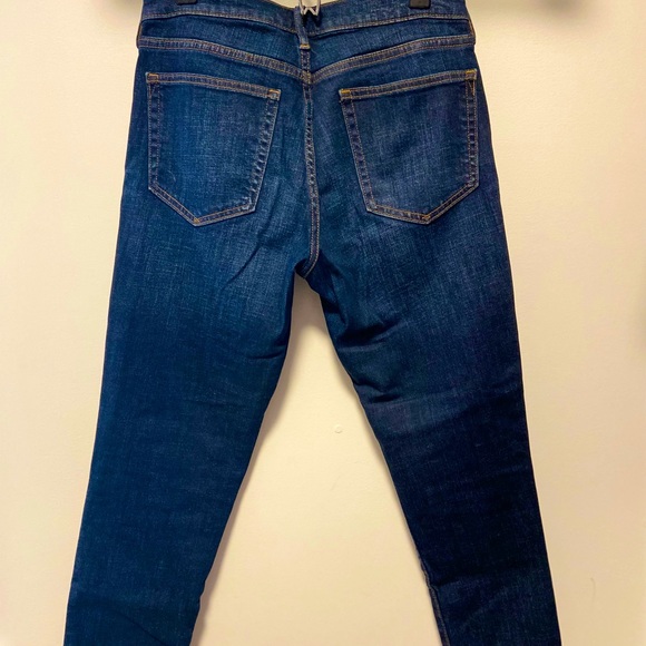 GAP. Best girlfriend jeans size 27 - Picture 3 of 5